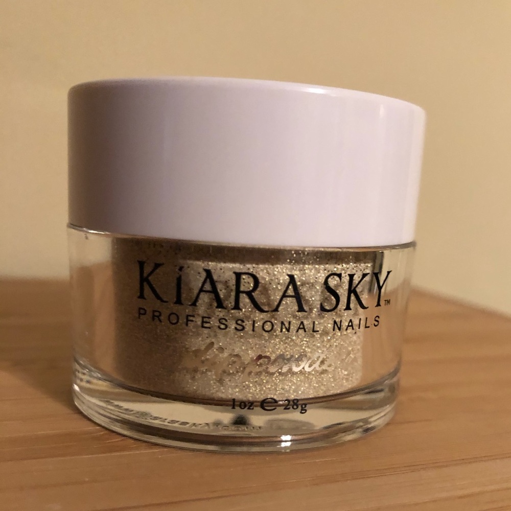 Kiara sky super-ficial dip color
